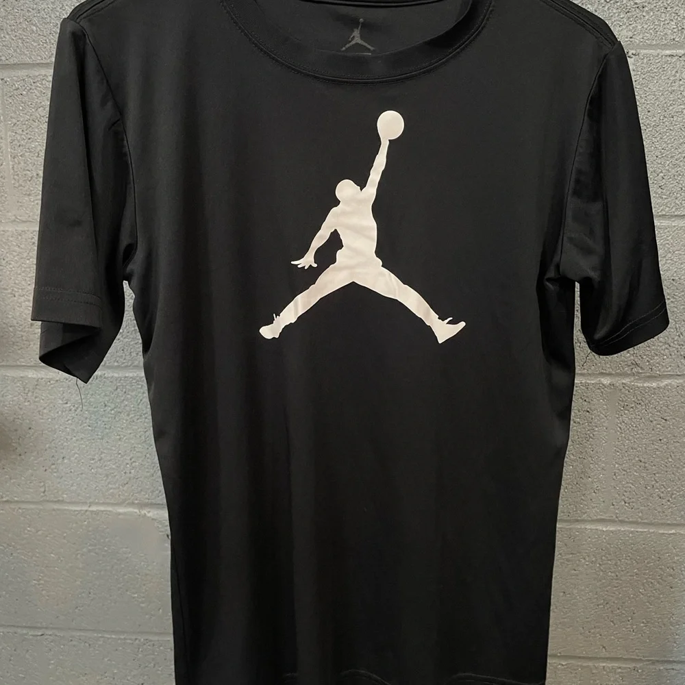 Jordan Black and White Men's Short Sleeve Tee